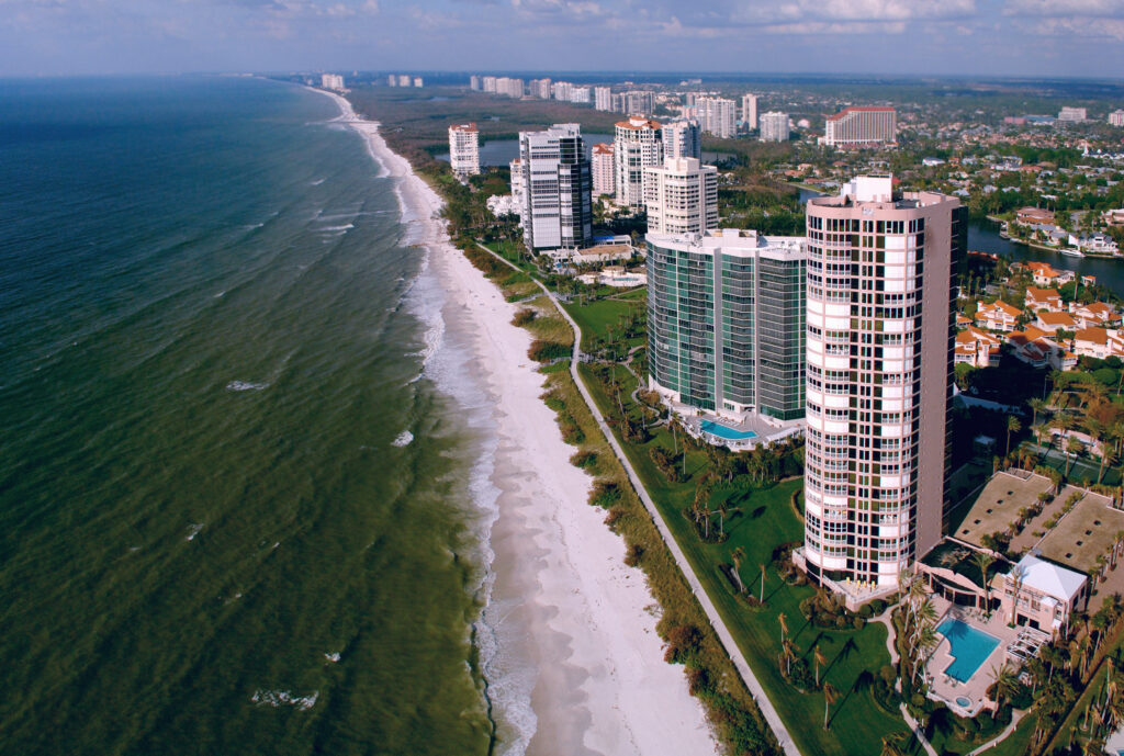 Strandwohnungen Naples Cay Florida kaufen und verkaufen mit Ihrem Deutschen Makler Naples