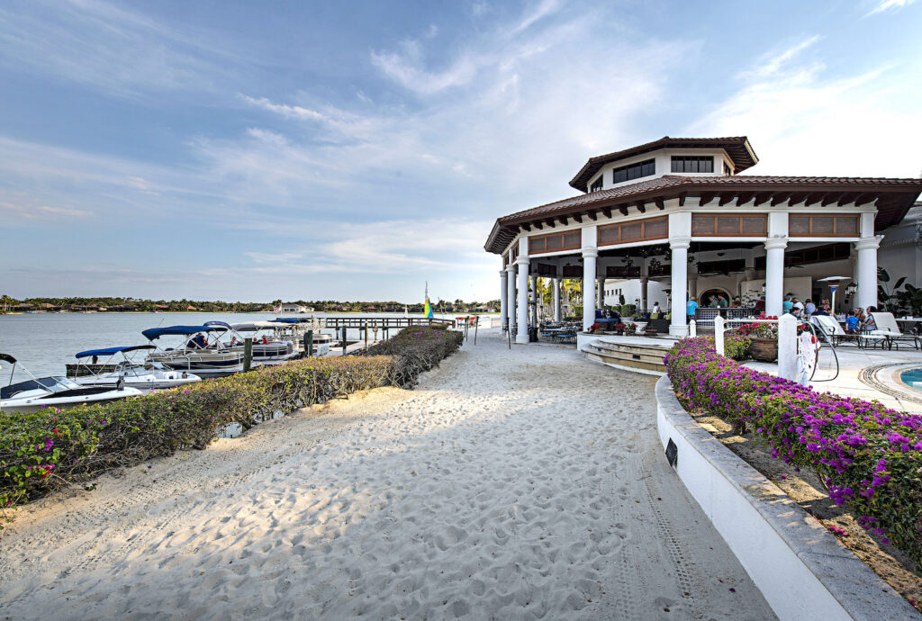 Unsere neuesten Immobilienangebote Fort Myers hier einsehen · Neubau- und Bestandsimmobilien kaufen vom Experten! Häuser ✓ Eigentumswohnungen ✓ Villa✓ Eine Haus- oder Wohnungssuche in Fort Myers Florida kann absolut überwältigend sein!