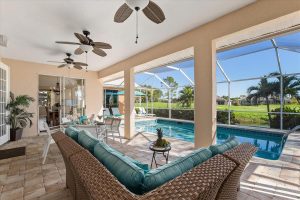 Hauskauf Bonita Springs - Immobilien Florida am Golfplatz