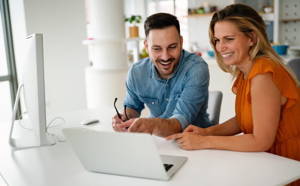 Unser Immobilienportal ist überall in der Welt erreichbar und nur einen Mausklick entfernt können Sie alle unsere Immobilienangebote einsehen. 